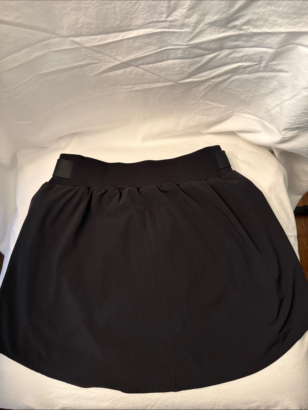 ALO Yoga High Waisted Charcoal Circle Skater Skirt with Zip Pockets - Picture 2 of 9